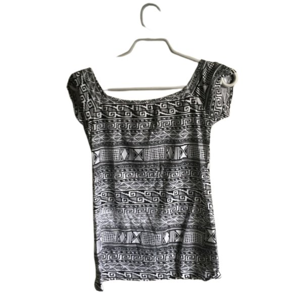 Y2K Geometric Print Off Shoulder Top - Picture 2 of 3